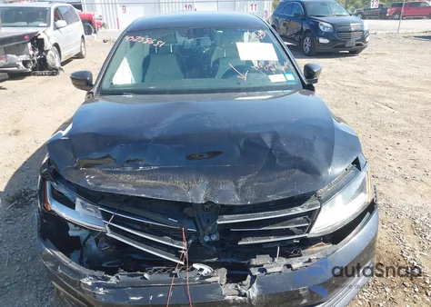 2017 Volkswagen Jetta 1.8T Sport from USA, damaged, VIN 3VWD17AJXHM302738